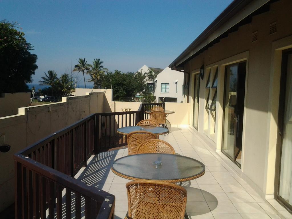 Fairways Hotel Баллито Экстерьер фото