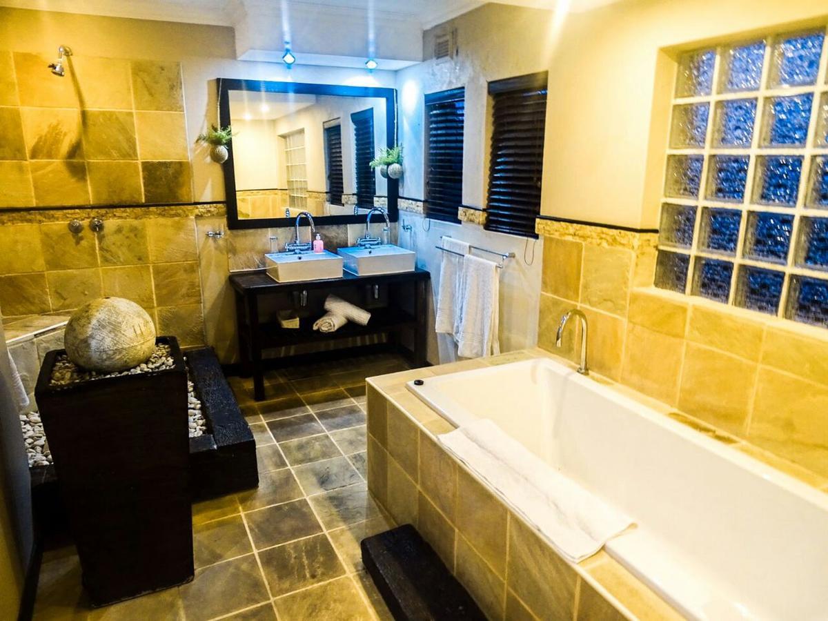 Fairways Hotel Баллито Экстерьер фото